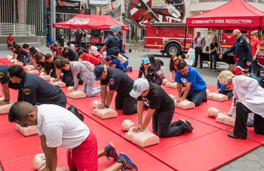 AHA's Hands-Only CPR mobile tour visits southern Maine teaching CPR image